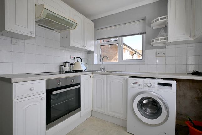 8B, Port Road, Eastbourne photo 4
