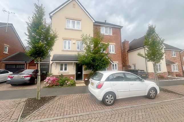 Property to rent in Warbler Road, Farnborough