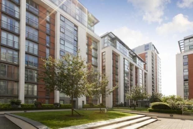 Thumbnail Flat to rent in Baltic Apartments, Western Gateway, Victoria Docks, London