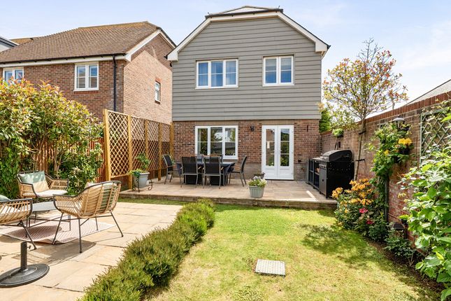 3-bed detached on Kings Close, Arundel, £375,000
