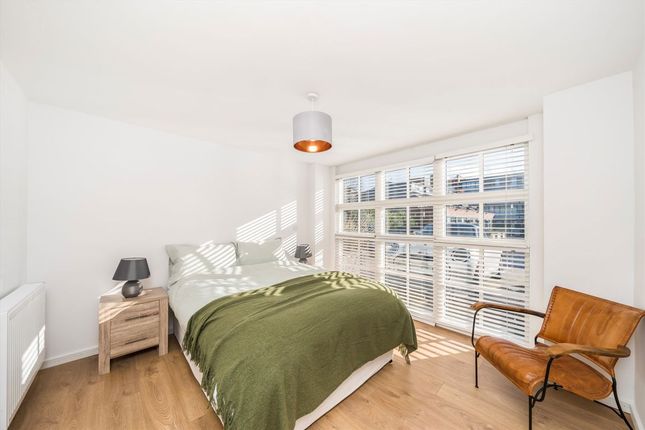 9 Cree Studios, Elm Grove, London photo 4