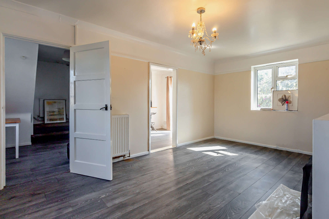 13, Stalin Road, Colchester photo 4