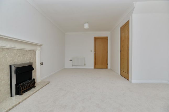 10, Park Approach, Fareham photo 4