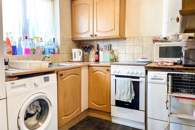 43, Broadway, Bingley photo 4