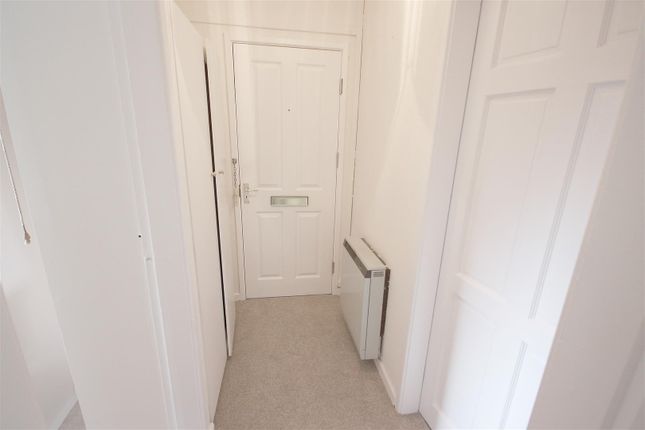 Flat to rent in Union Road, Sheffield