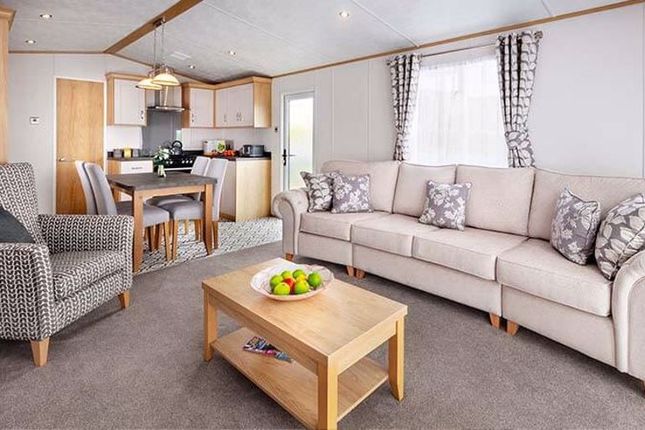 Thumbnail Mobile/park home for sale in Blue Anchor, Minehead