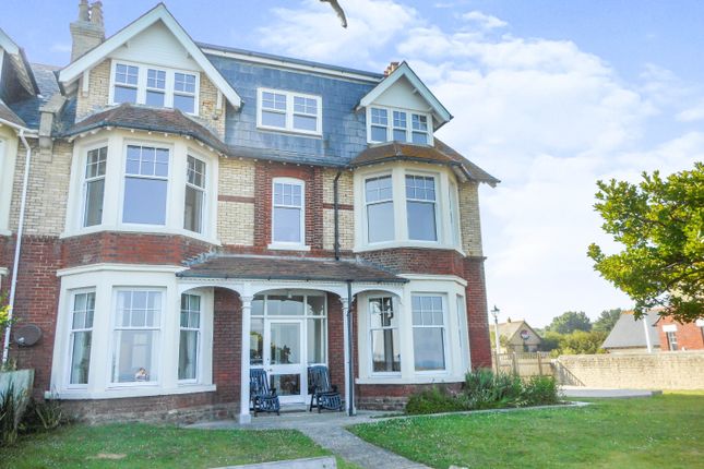 Thumbnail Flat to rent in Greenhill, Weymouth