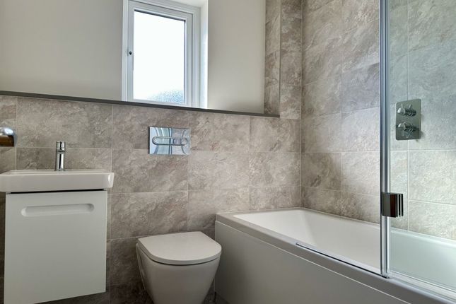 32 Fallow Road, Helston photo 4
