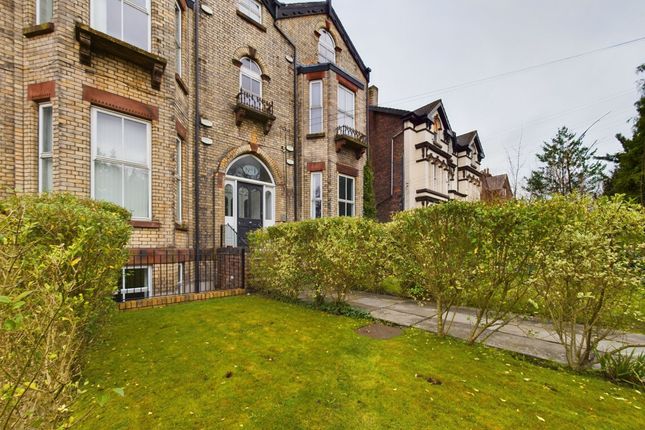 Flat for sale in Linnet Lane, Aigburth, Liverpool.