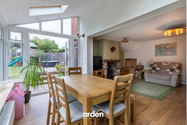 14 Robins Hill Drive, Birmingham photo 4