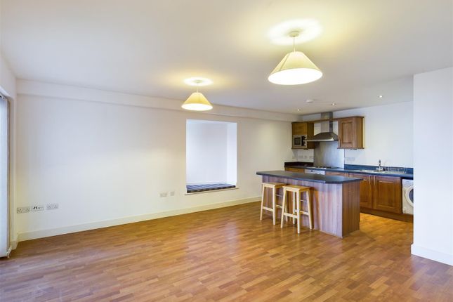 Flat for sale in Pentire Avenue, Newquay