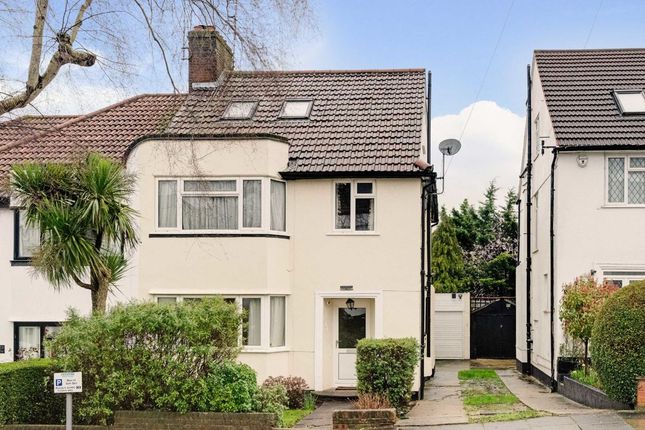 Thumbnail Semi-detached house to rent in Wentworth Close, London