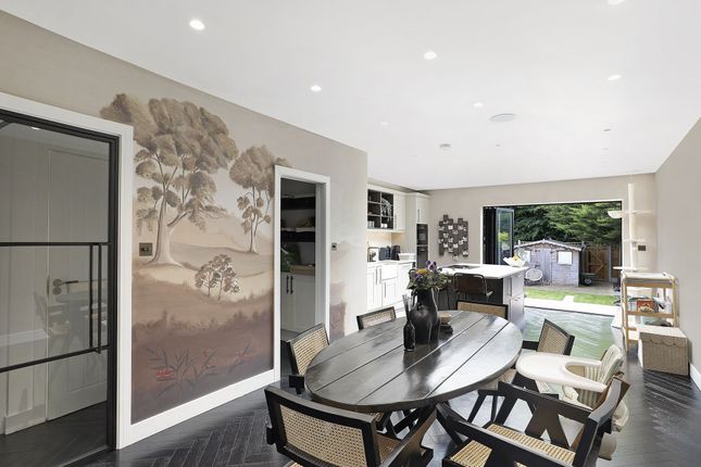 53, Rous Road, Buckhurst Hill photo 4