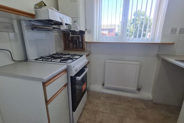 3, Lingwell Road, West Yorkshire photo 5