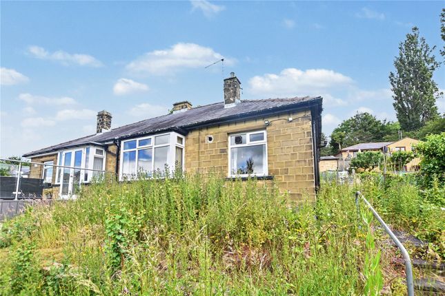 2-bed house on 18, Aire View Drive, Keighley, £105,000