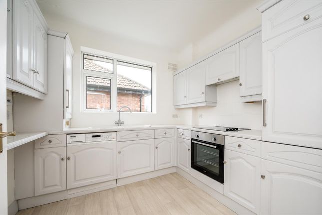 Flat for sale in Old Town Lane, Formby, Liverpool