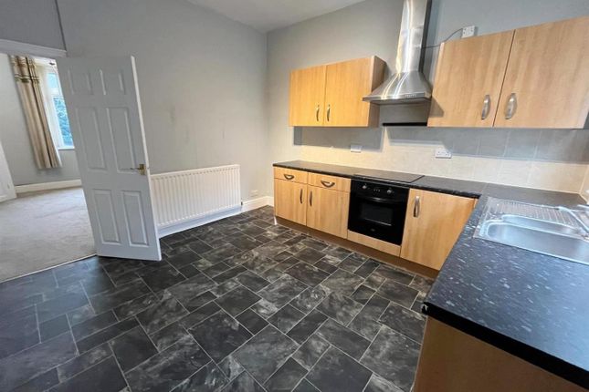 Andrew Street, Ashton-Under-Lyne photo 4