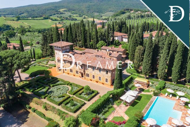 Thumbnail Villa for sale in San Gimignano(Si) Localita' Strada, San Gimignano, Toscana