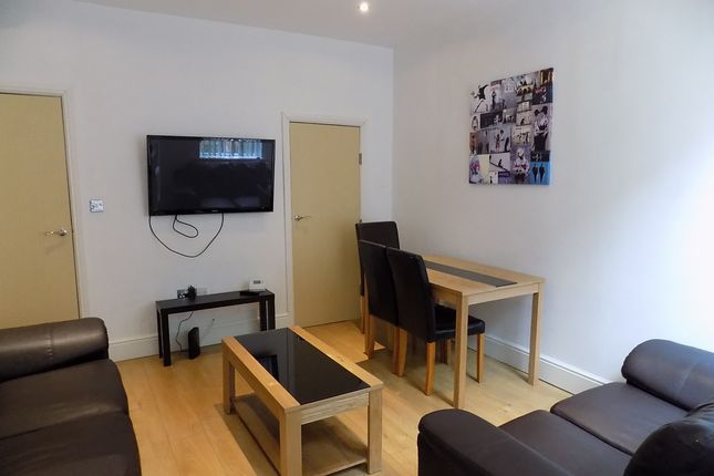 Thumbnail Room to rent in Vincent Road, Sheffield