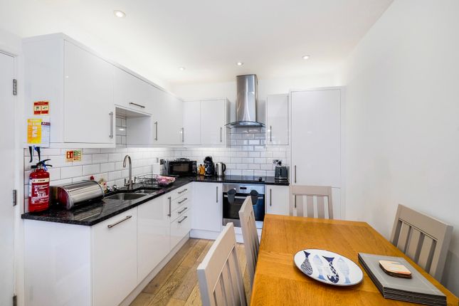 Lower Deck, 1, Beach Road, Cornwall photo 4