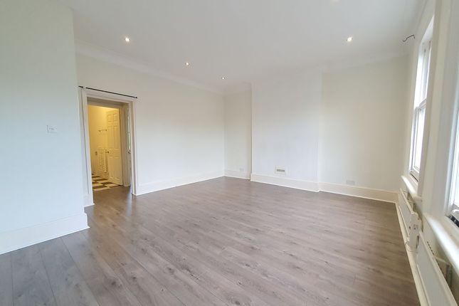 Montrell Road, London photo 4