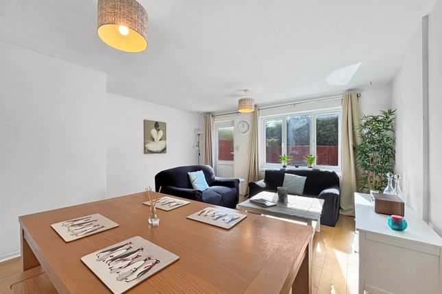 22, Oyster Row, Cambridge photo 3