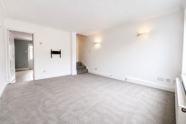 6, Holdenhurst, Ashford photo 4