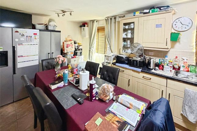 16, Farnley Road, Doncaster photo 3
