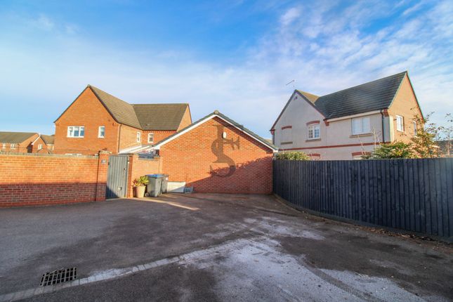 Detached house for sale in Old Farm Lane, Newbold Verdon, Leicester