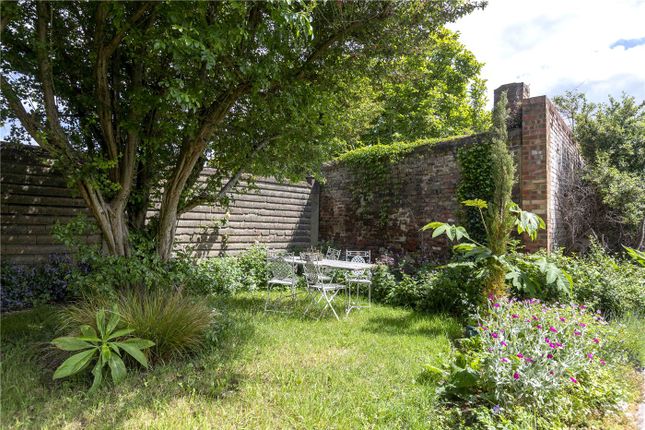 24, Beaulieu Place, Ealing photo 2