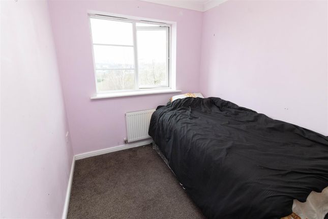 Town house for sale in Bridges View, Gateshead