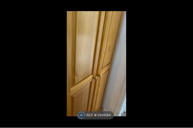 One Spacious EnSuite Bedroom, Moy Road, Cardiff photo 4