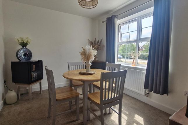 20, Royal Wilding Place, Holmer photo 3