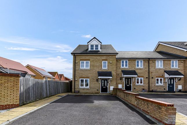 Thumbnail End terrace house for sale in Dunnock Drive, Chattenden, Rochester, Kent.