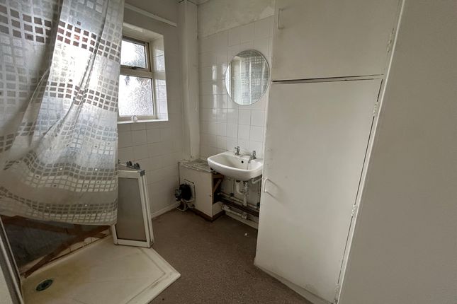 110, Dayton Road, Hull photo 5