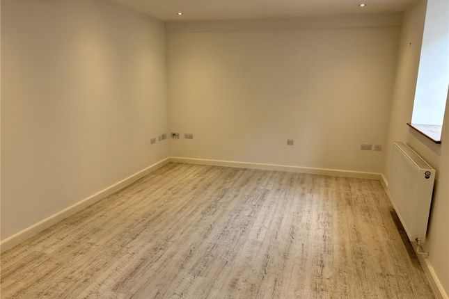 8 Antelope Place,, Priestlands Lane, Dorset photo 3