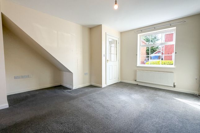 16, Varrick Way, Attleborough photo 2