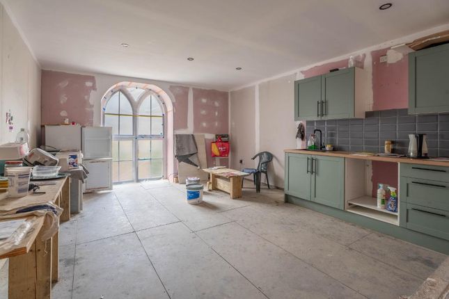 Studio house on Chapel Lane, Haverfordwest, £495,000