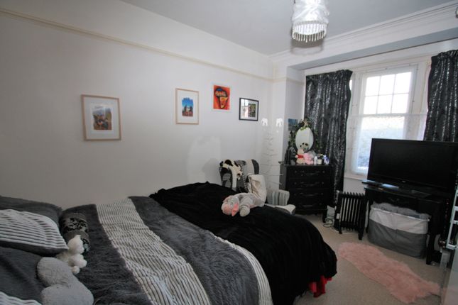 Fernleigh, 1 , Beachy Head Road, Eastbourne photo 5