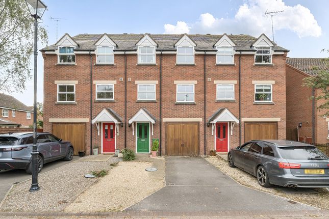 1362630-2-68E52Ba...