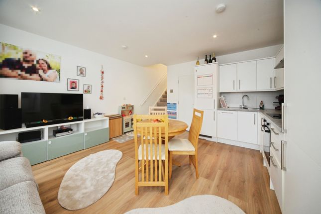 Flat 3, 4a, William Street, Luton photo 3