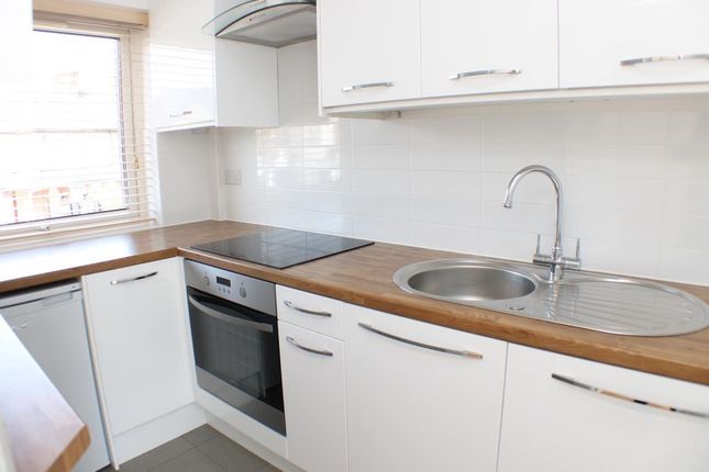 5 Grimsdyke Lodge, Hatfield Road, St Albans photo 2