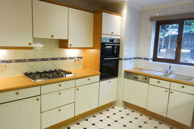 2 Woodview Close,, Woodview Close, Kingston Vale photo 4