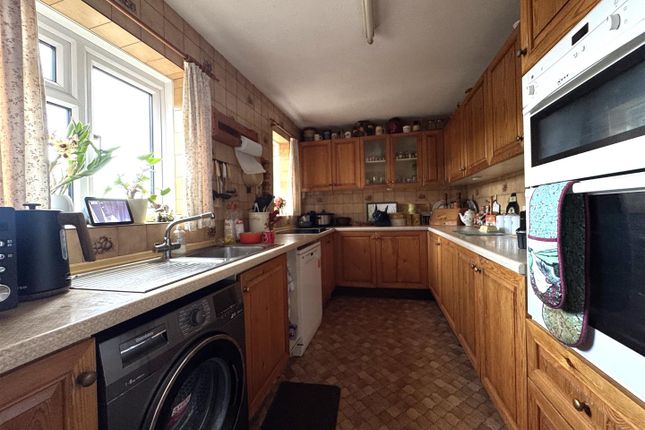 31, The Tythings, Newent photo 3