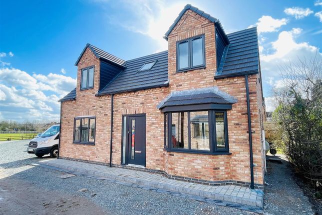 Thumbnail Detached house for sale in Lutterworth Road, Burbage, Hinckley