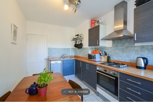 Bradstock House, Harrowgate Road, London photo 2