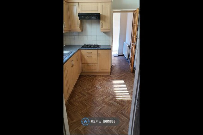 Terraced house to rent in Leicester, Leicester