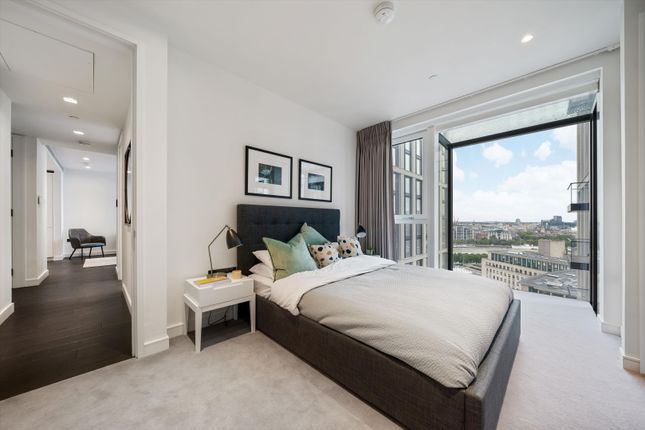 Flat for sale in 8 Casson Square, London