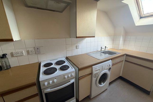 43, Northampton photo 2