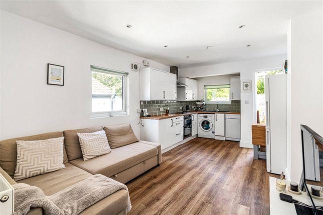 Flat for sale in Bear Road, Brighton